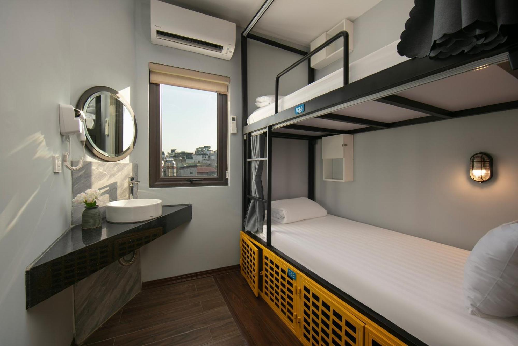Lakeview Backpackers Hostel & Rooftop Bar Hanoi Luaran gambar