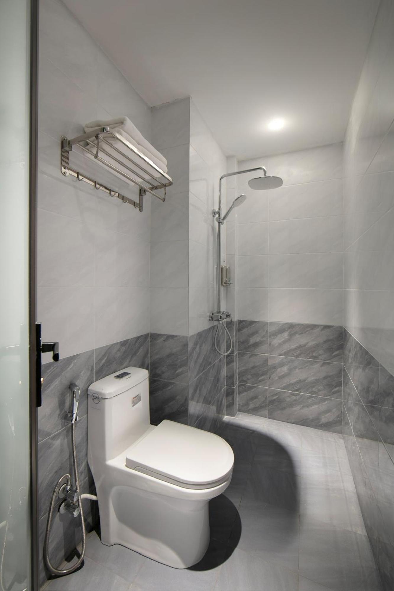 Lakeview Backpackers Hostel & Rooftop Bar Hanoi Luaran gambar