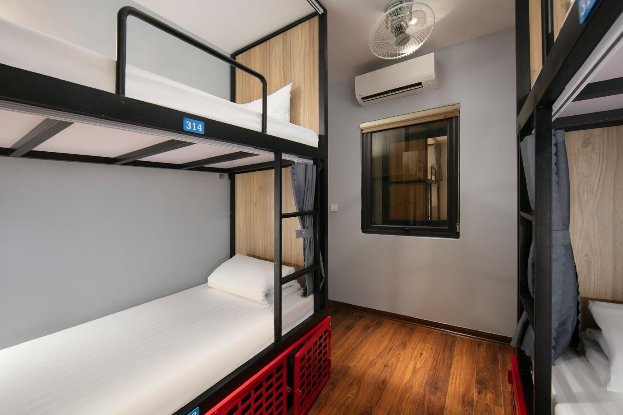 Lakeview Backpackers Hostel & Rooftop Bar Hanoi Luaran gambar