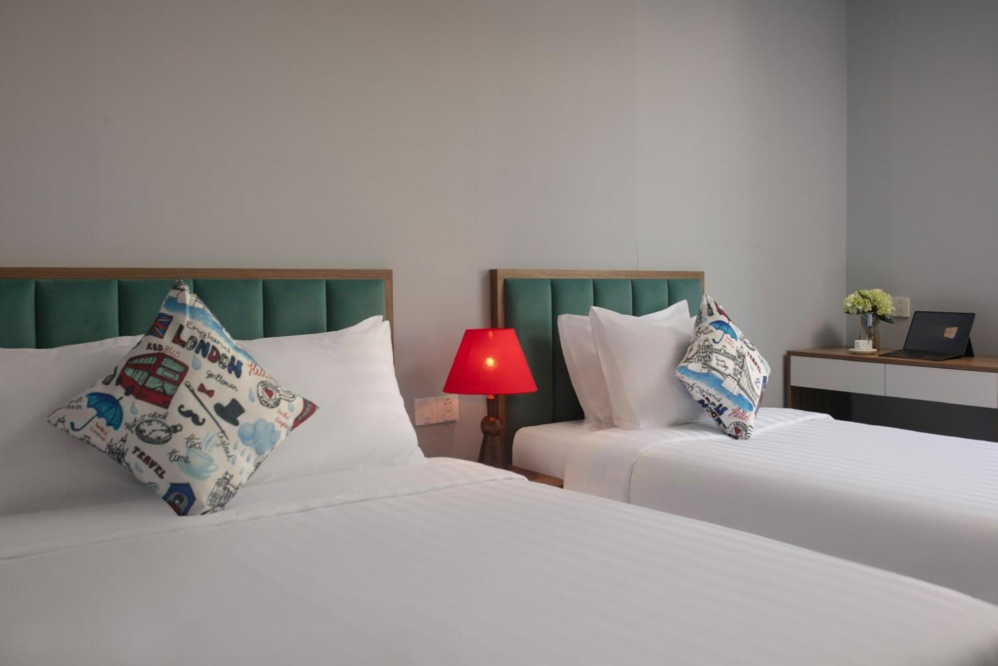 Lakeview Backpackers Hostel & Rooftop Bar Hanoi Luaran gambar