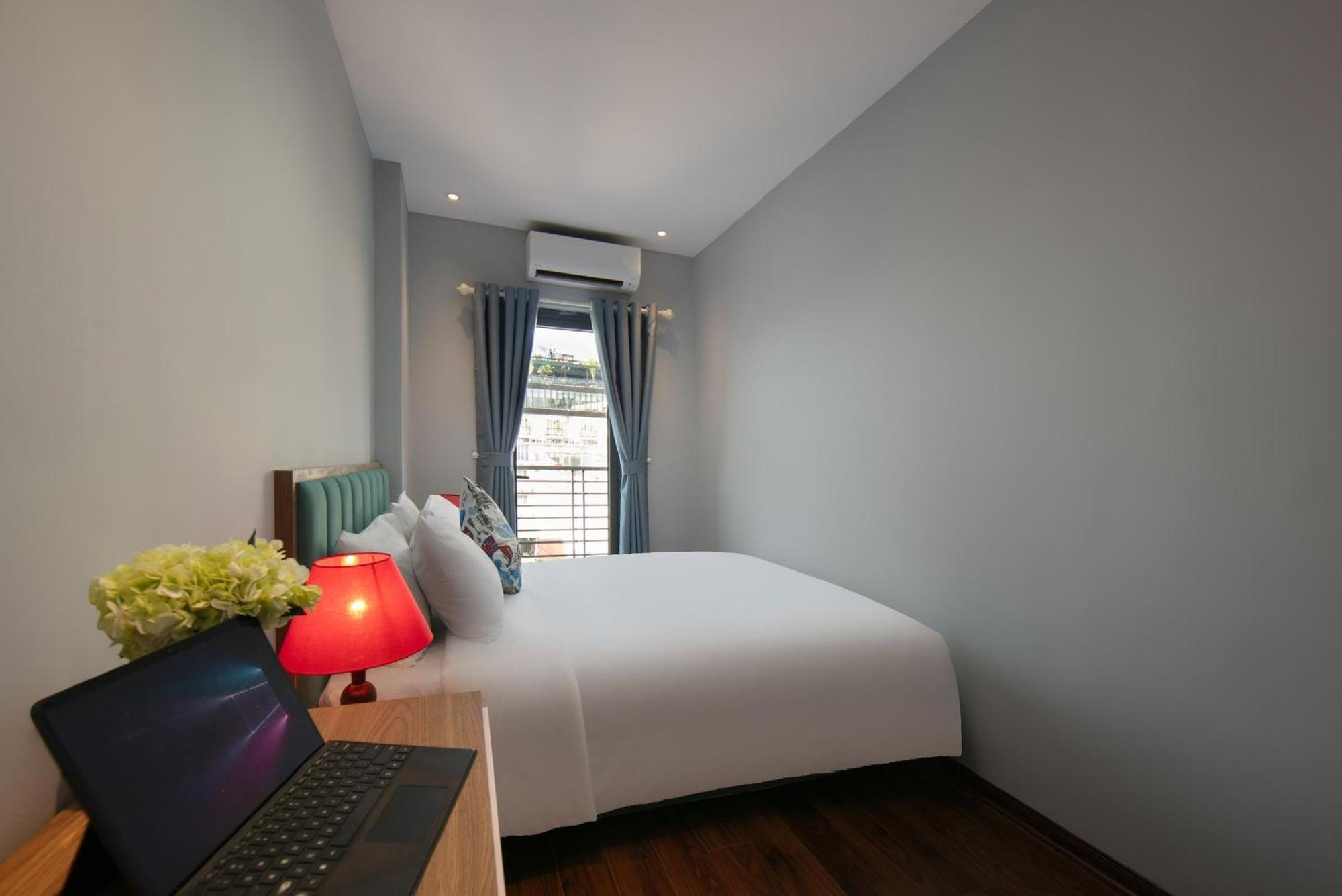 Lakeview Backpackers Hostel & Rooftop Bar Hanoi Luaran gambar