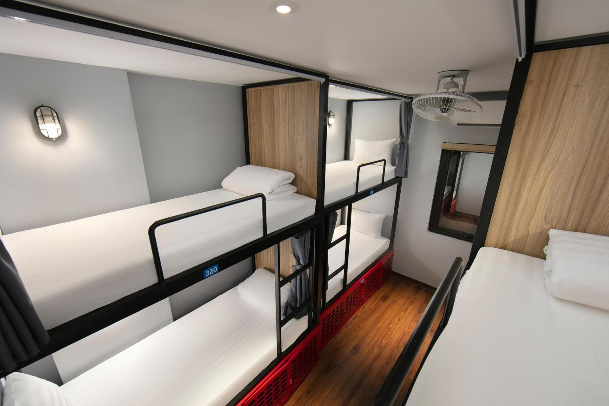 Lakeview Backpackers Hostel & Rooftop Bar Hanoi Luaran gambar